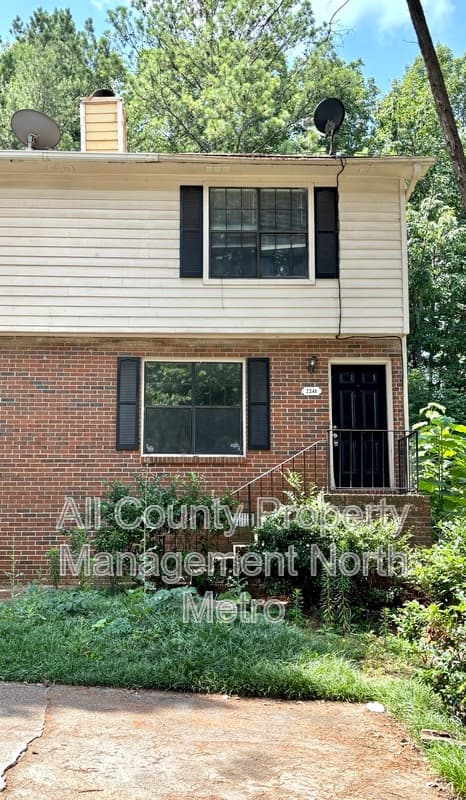 Snellville Townhome: 2241 Highpoint Road