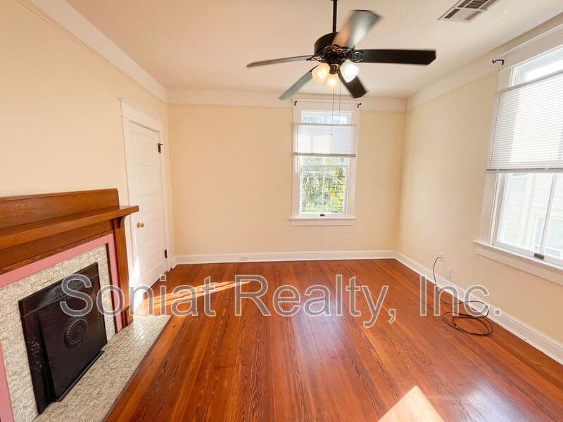 New Orleans Condo: 8013 Panola Street