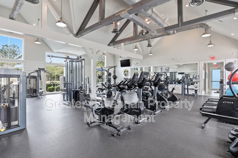 Pooler Townhome: 130 Danbury Court