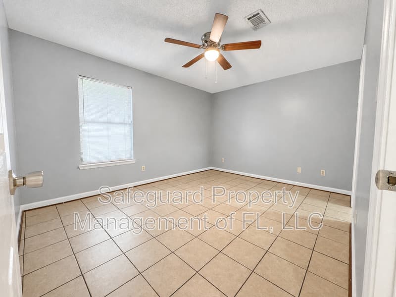 Pensacola Condo: 6398 W Fairfield Dr