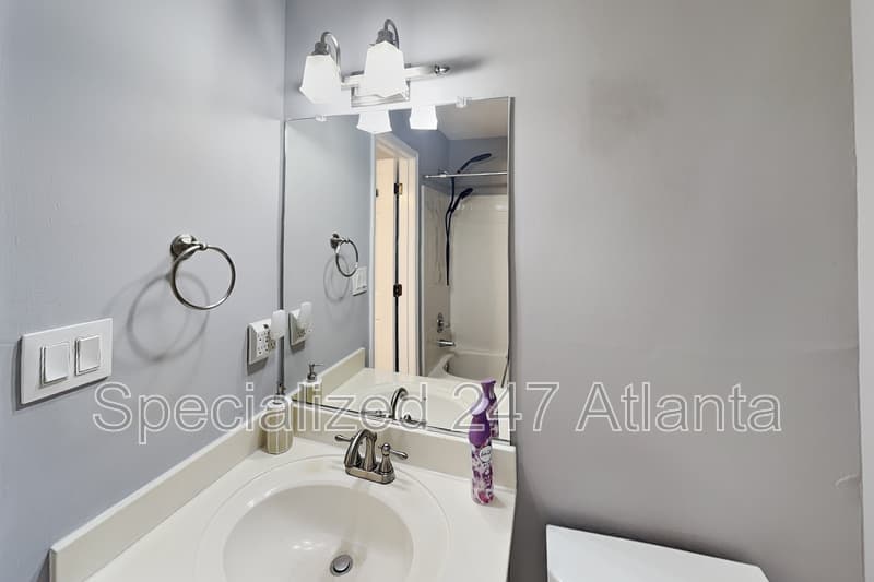 Atlanta House: 3104 Pine Heights Dr NE