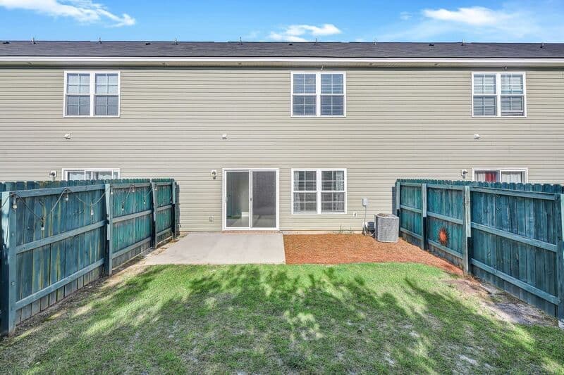 Richmond Hill House: 285 Cantle Dr