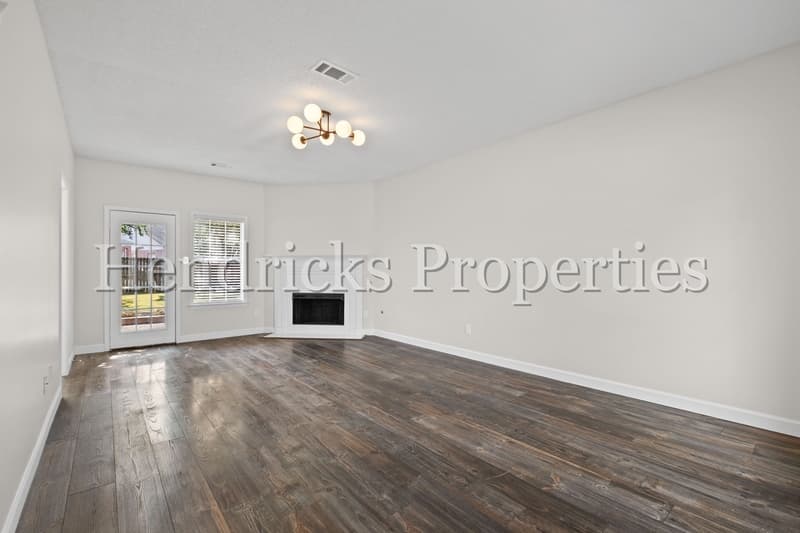 Memphis House: 8697 Citrus Bend Drive