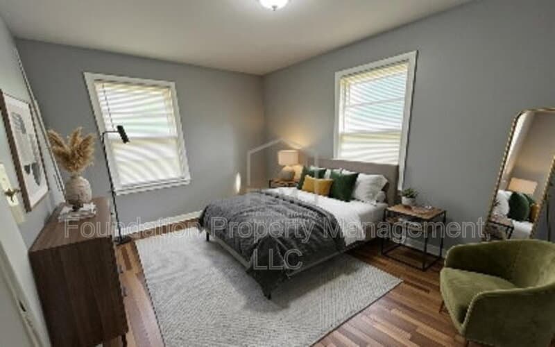 Memphis House: 1700 Dabbs Avenue