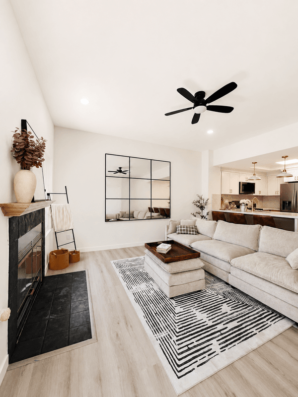 San Diego House: 7958 Tinaja Lane