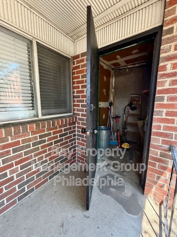 Philadelphia House: 1414 N 11th St