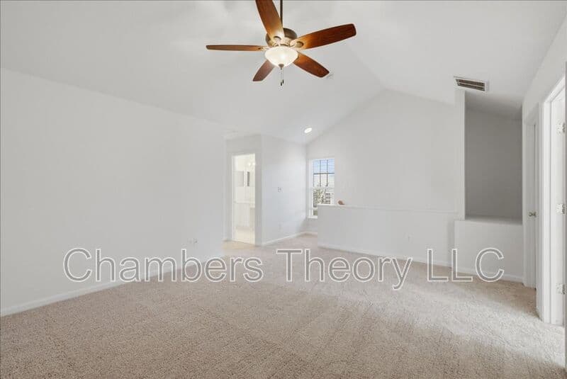 Bristow House: 9180 Ribbon Falls Loop