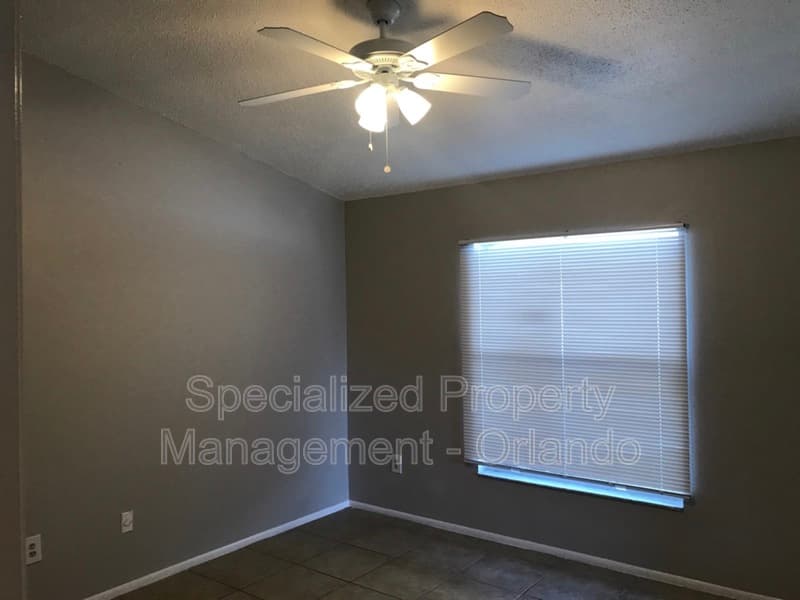 Orlando House: 4452 Goldenrain Ct