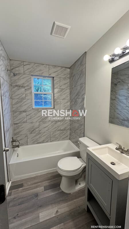 Memphis House: 288 Leath St