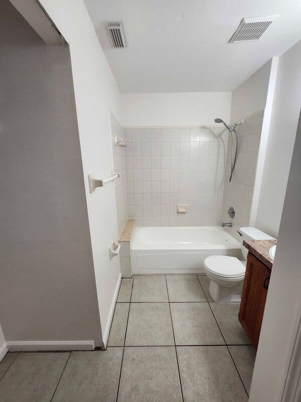 West Palm Beach House: 5214 Stacy Street