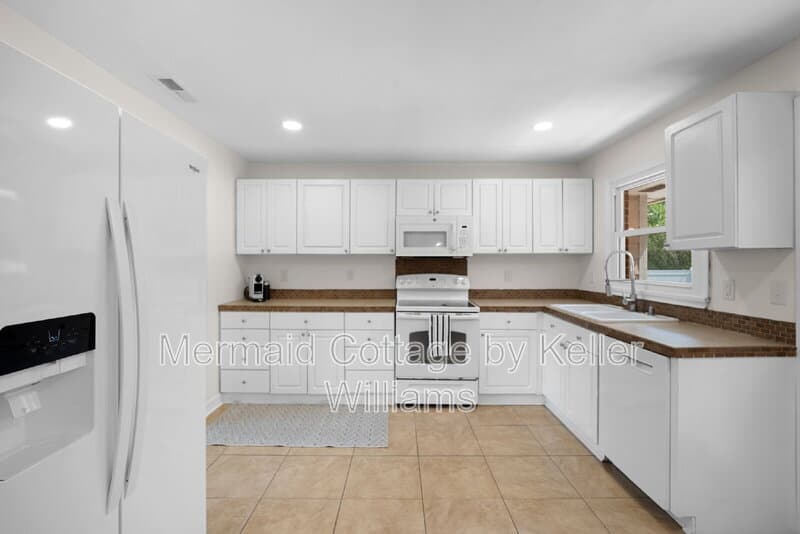 Beaufort House: 905 McTeer Circle