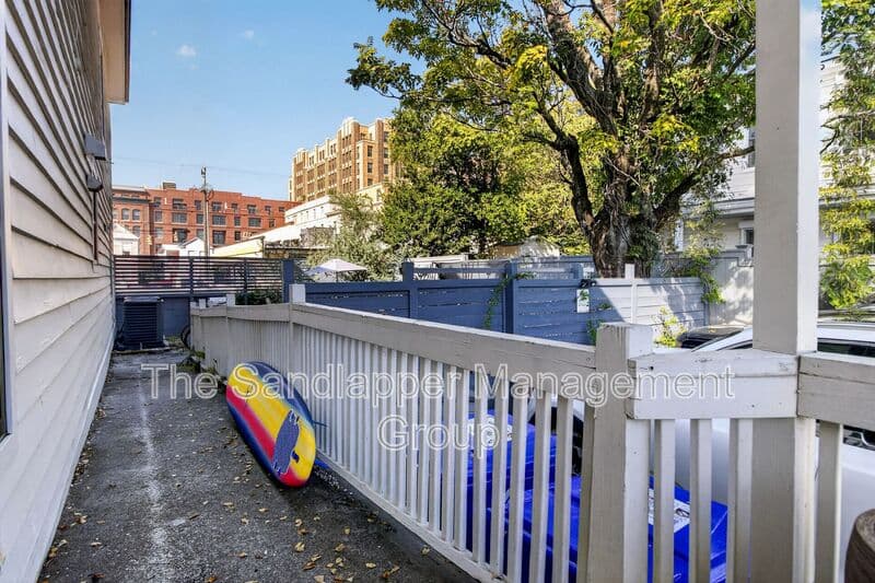 Charleston Condo: 32-A Line Street