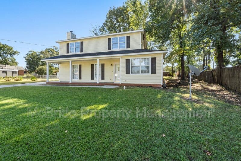 Evans House: 531 Travis Ct