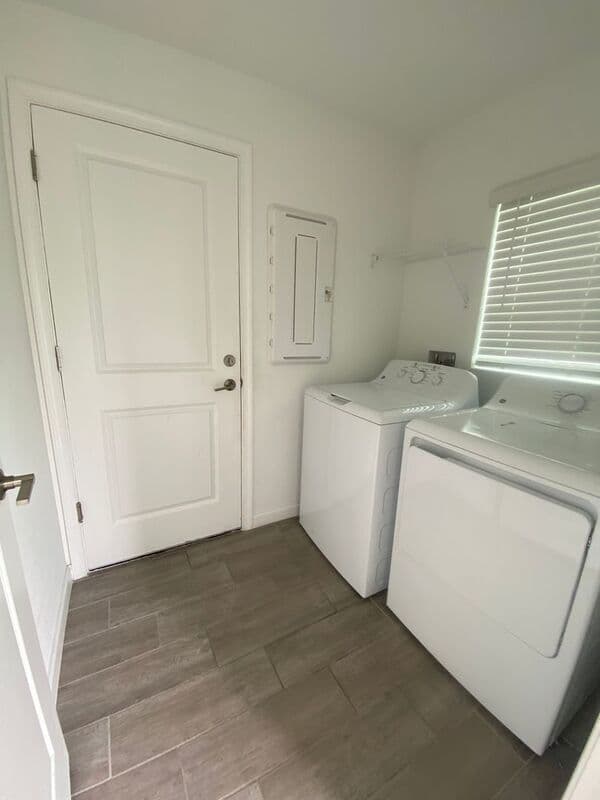 Palm Bay House: 1668 Colebrook Circle SW