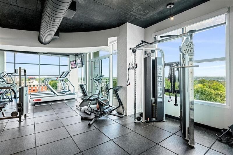 Atlanta Condo: 250 Pharr Road Northeast