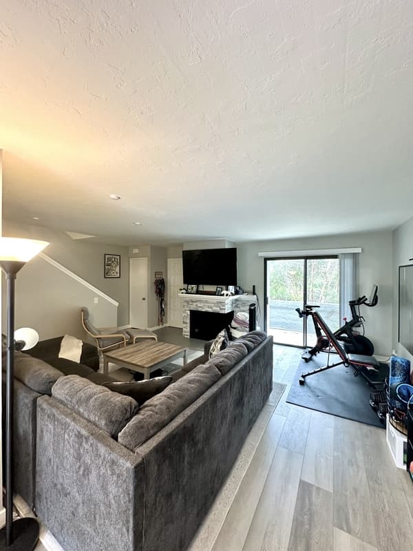 La Jolla Condo: 8750 Villa La Jolla Drive #69 - 69
