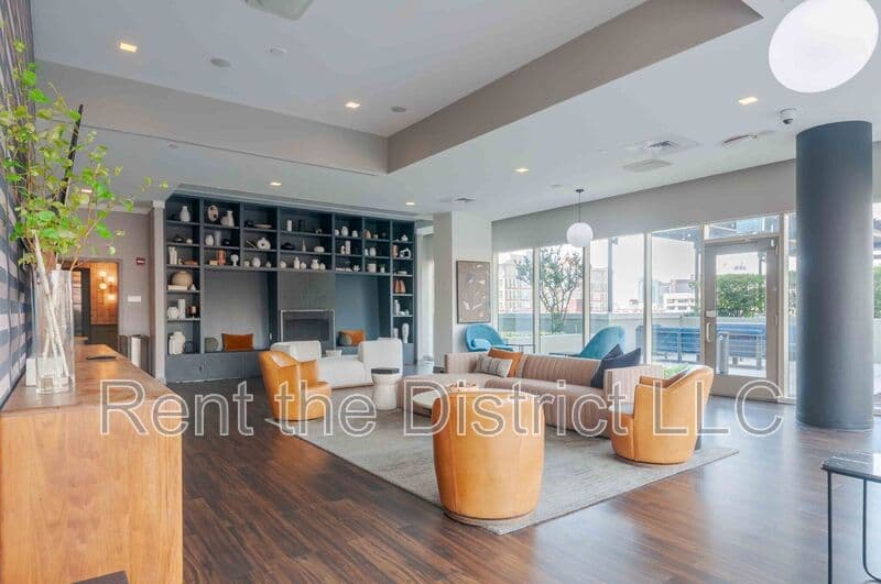 Philadelphia Condo: 2116 Chestnut Street