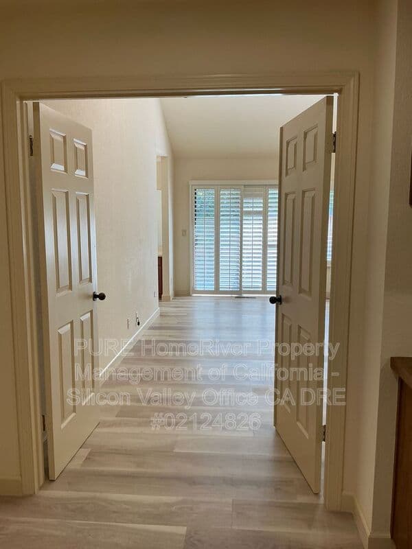 Cupertino House: 10180 Byerly Ct