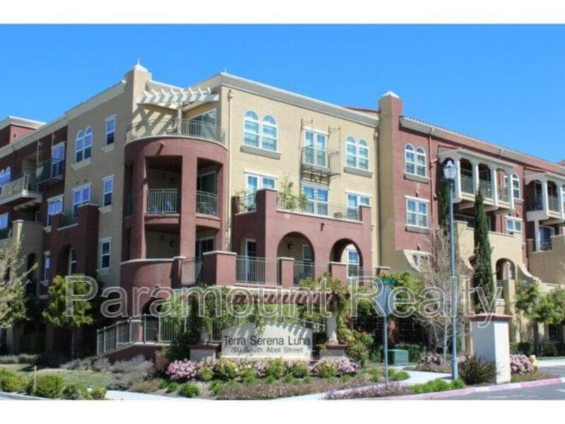 Milpitas Condo: 700 S. Abel St.