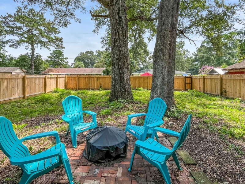 Pooler House: 1224 Crawford Way