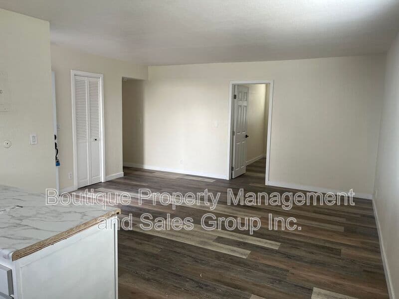 Costa Mesa Condo: 2258 Pamela Lane