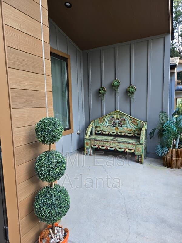 Union City House: 6305 Shannon Parkway South