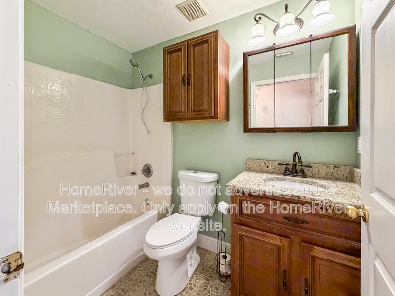Port Saint Lucie House: 501 SW Deer Run