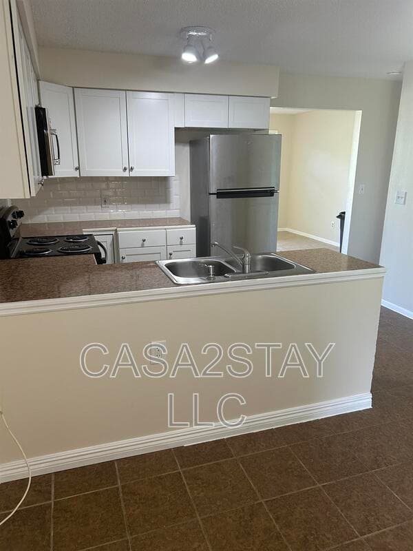 Fort Myers Condo: 7628 Carrier Rd