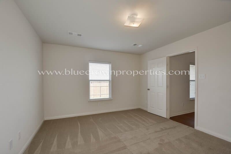 Anna House: 2221 Meadow Drive