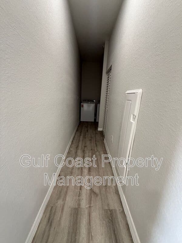 Lehigh Acres House: 3103 58th St W