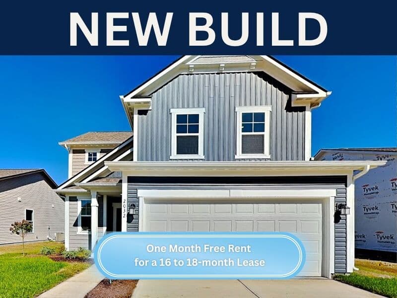 Shelbyville House: 2032 Oak Terrace Dr