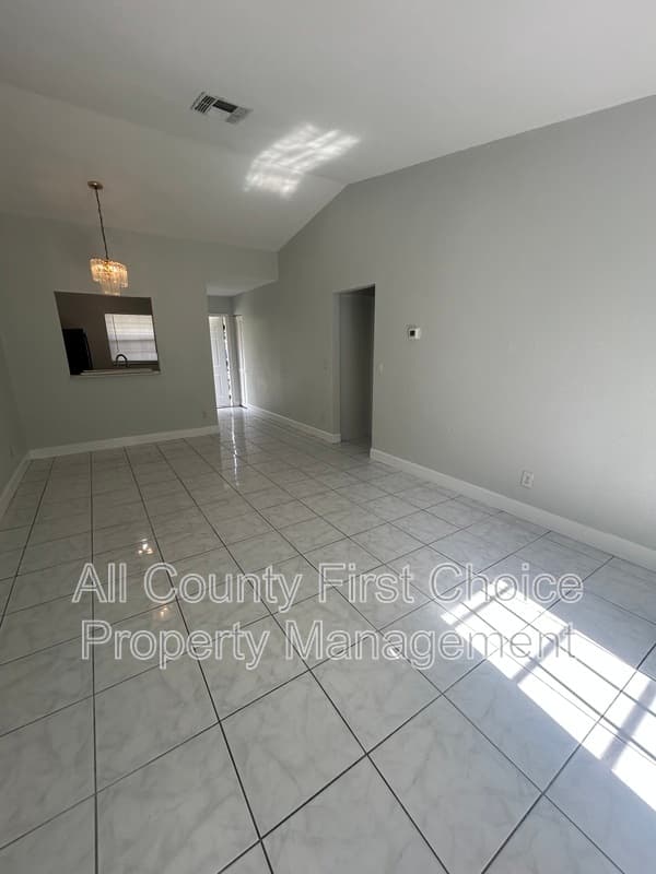 St. Petersburg Condo: 3621 35th St N