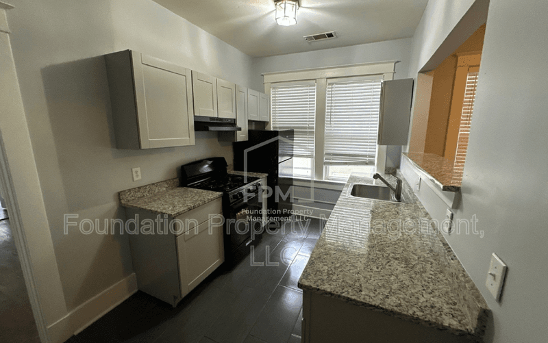 Memphis Condo: 1762 Lawrence Avenue