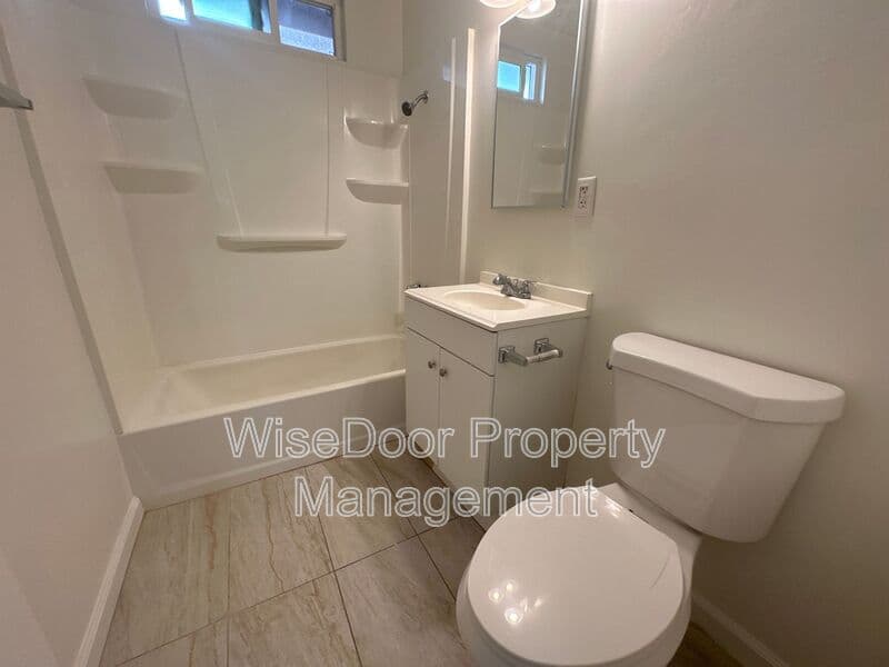 Whittier Condo: 12541-D Adler Dr.