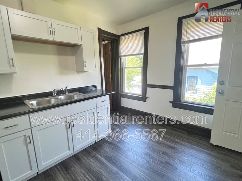 Milwaukee Condo: 3001 N 1st St