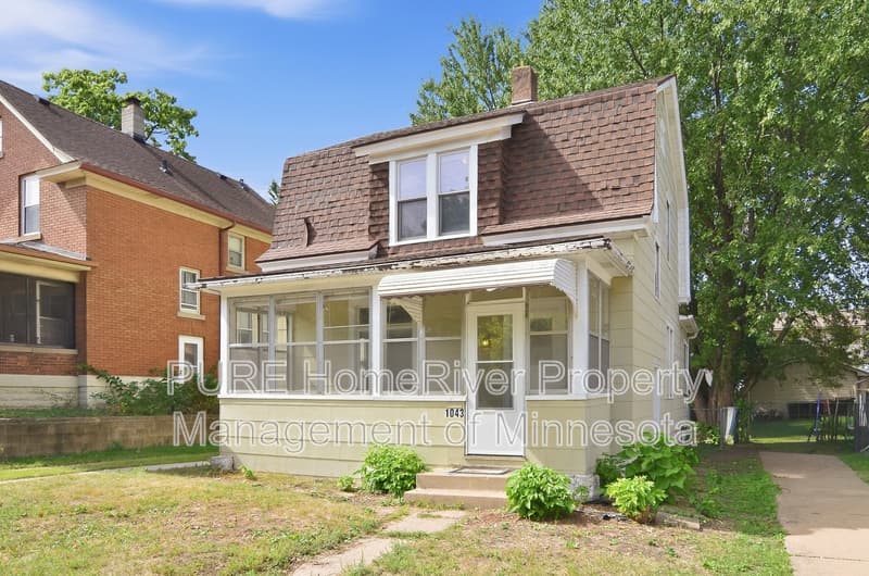 Saint Paul House: 1043 Matilda St