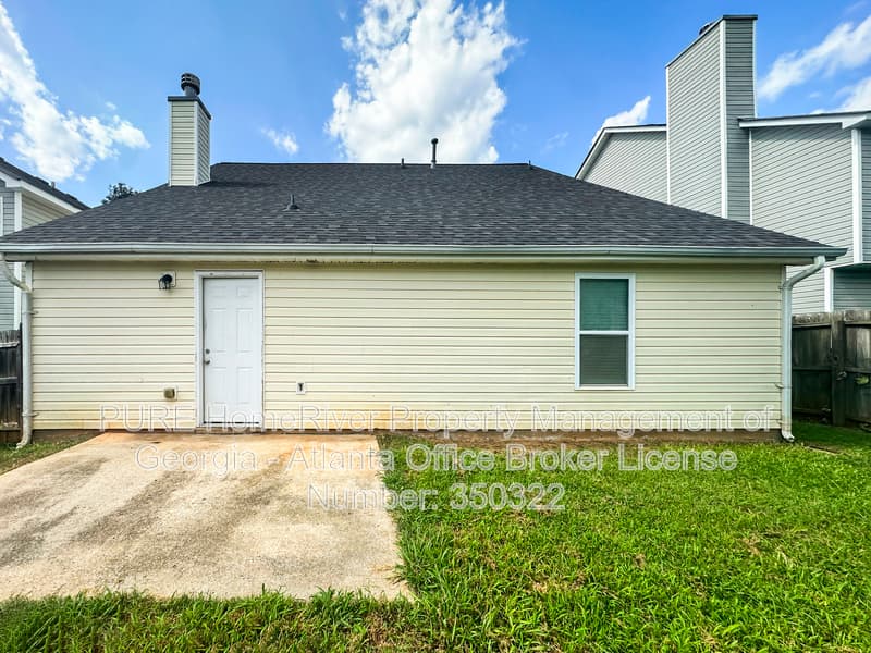 Villa Rica House: 5021 Serenity Point Ln