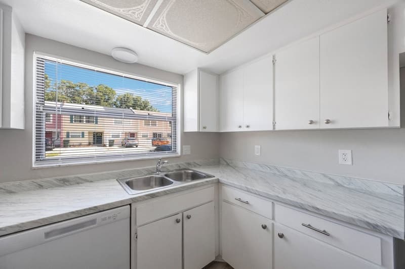 Largo Townhome: 2820 South Pines Drive - 131