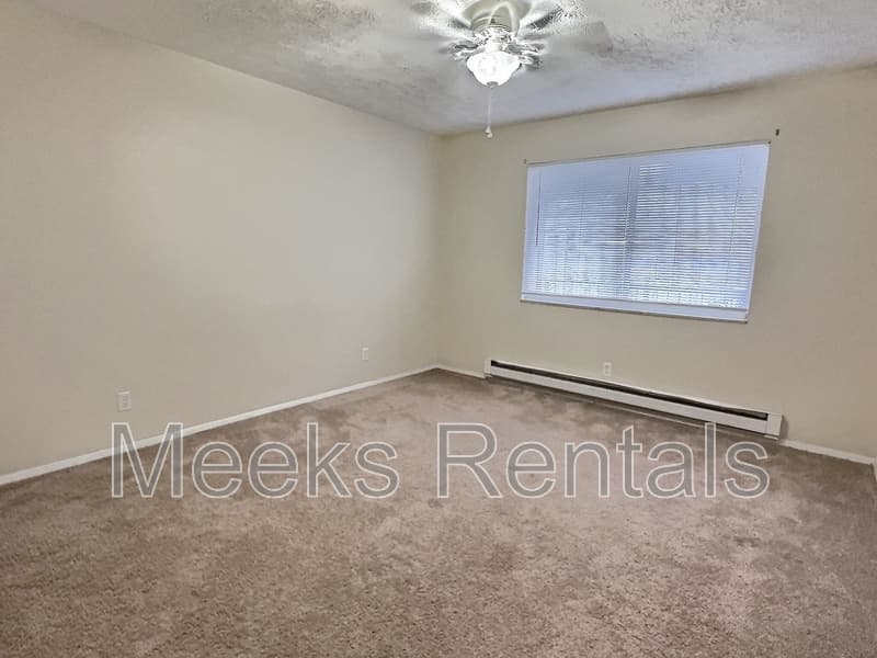 Huntington Apartment: 1739 6th Ave