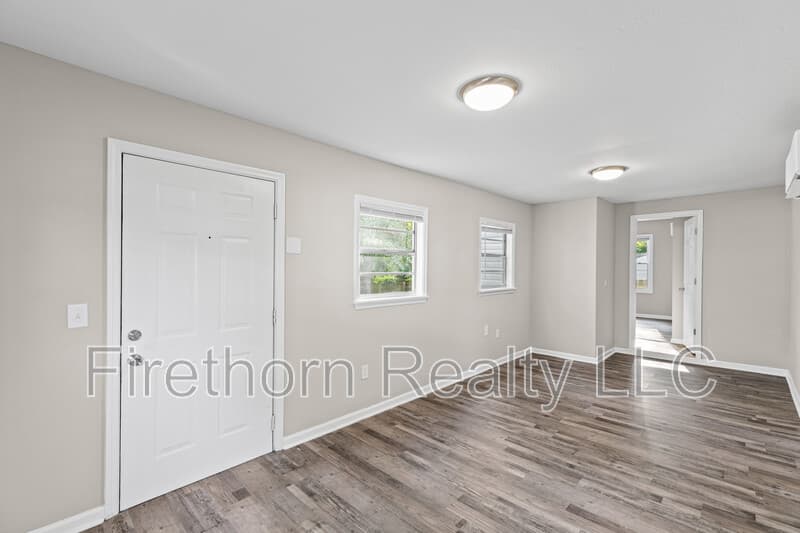 Augusta House: 2541 Rhodes Drive