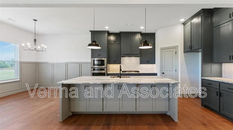 Centerton House: 1221 Mammoth St