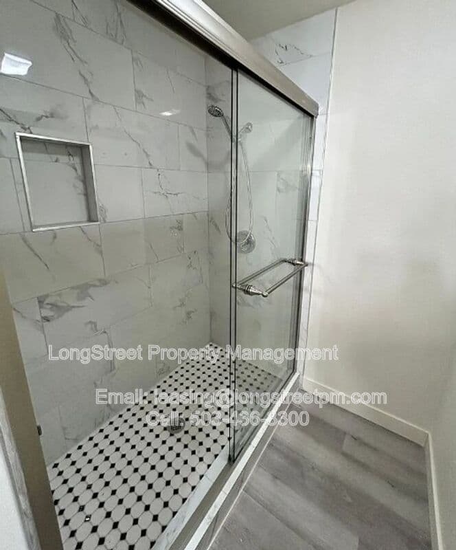 Portland Condo: 2537 SW Spring Garden St