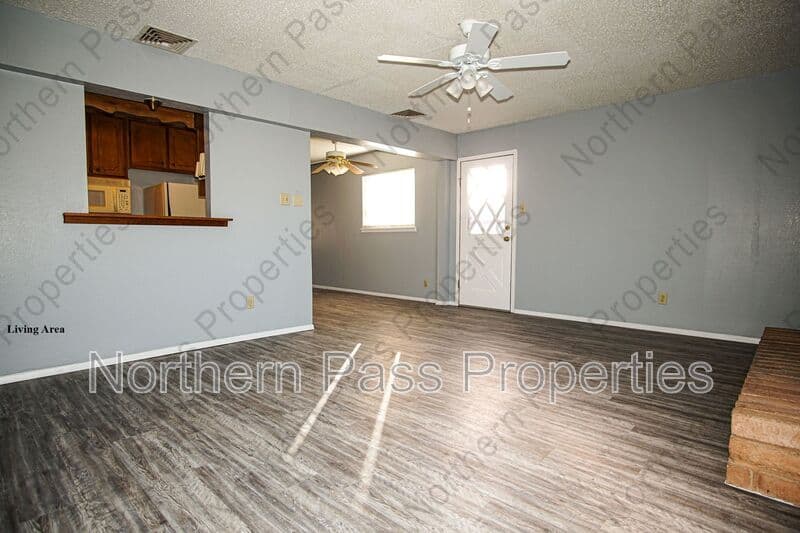 El Paso House: 4131 Titanic