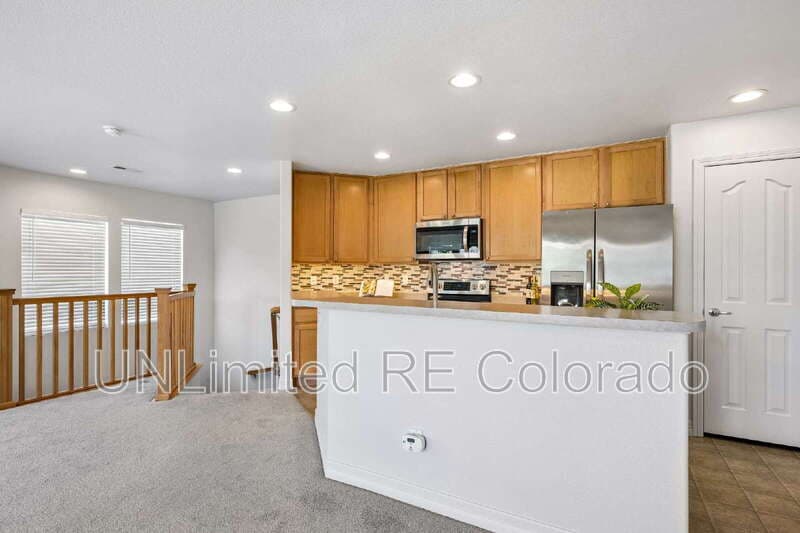 Parker Condo: 17315 Waterhouse Cir