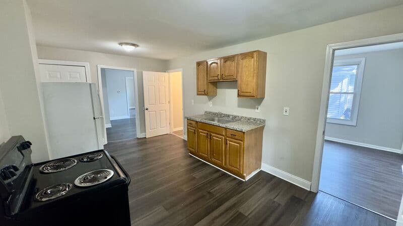Springfield Condo: 53 Wilbraham Ave