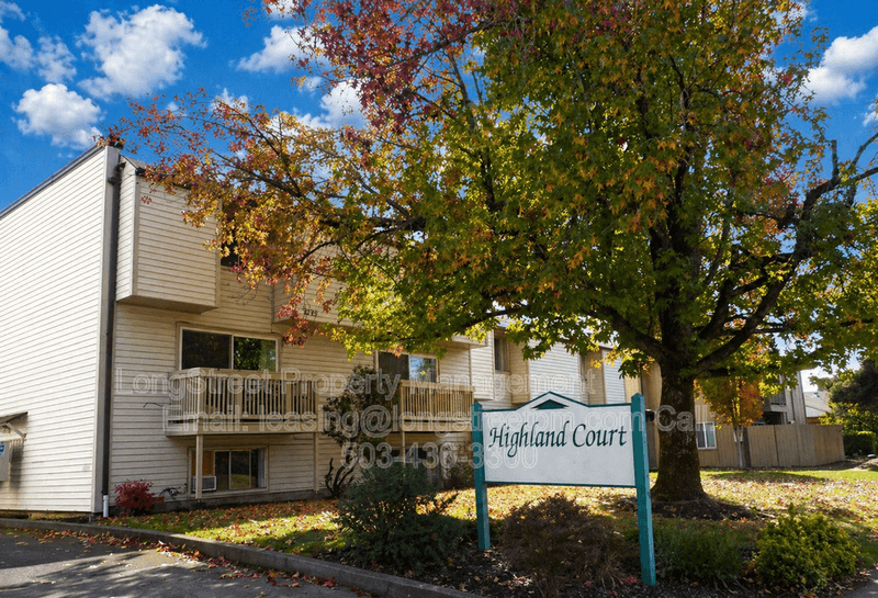 Corvallis Condo: 2135 NW Highland Dr