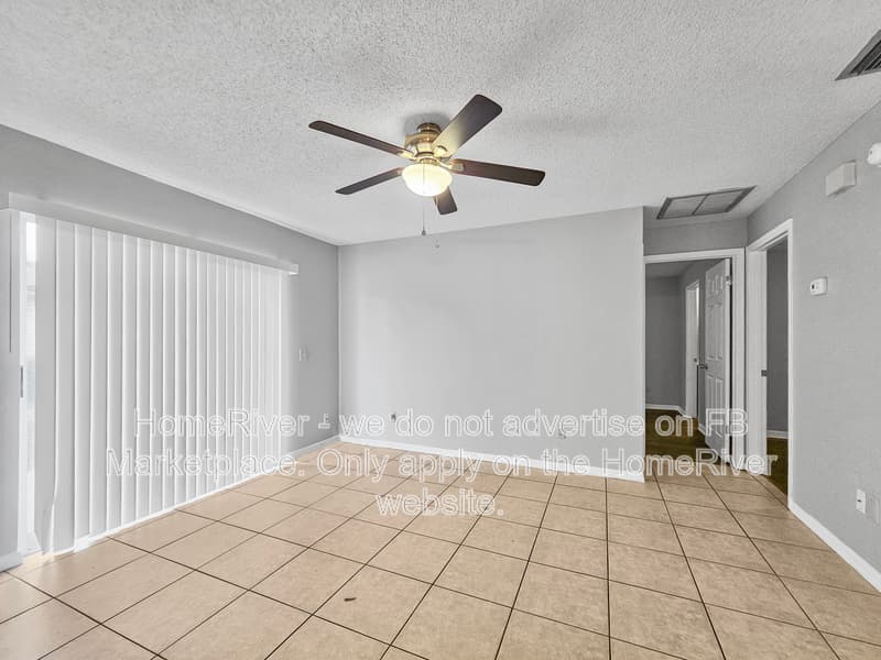 Brandon House: 3205 Bloomingdale Villas Ct
