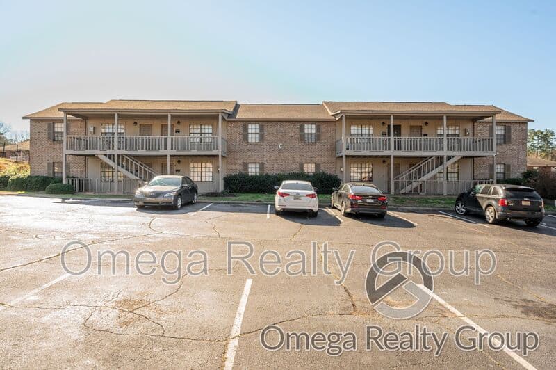 Phenix City Apartment: 901 25th Ave