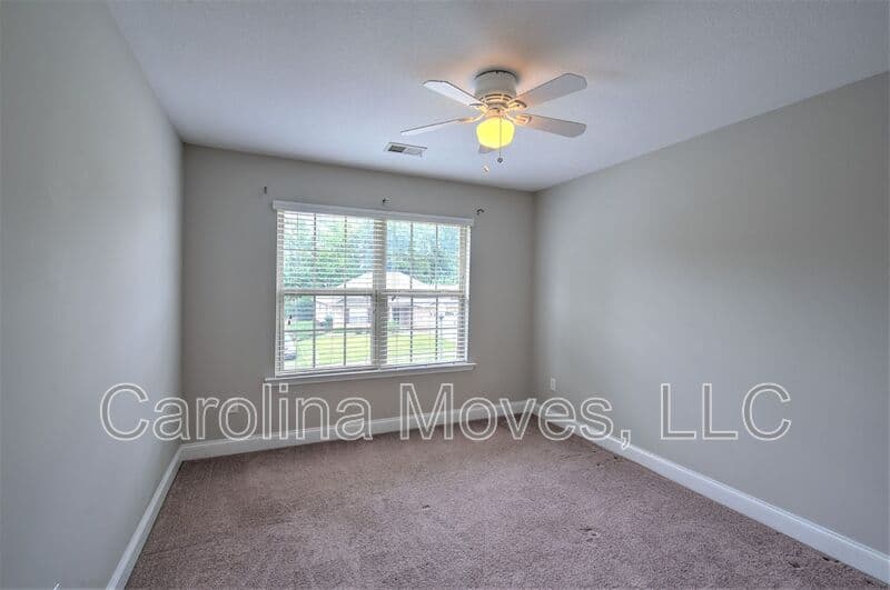 Spartanburg House: 836 Bayshore Lane