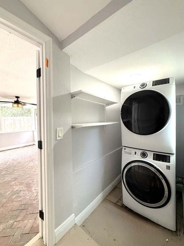 Tampa House: 3217 West Hartnett Avenue